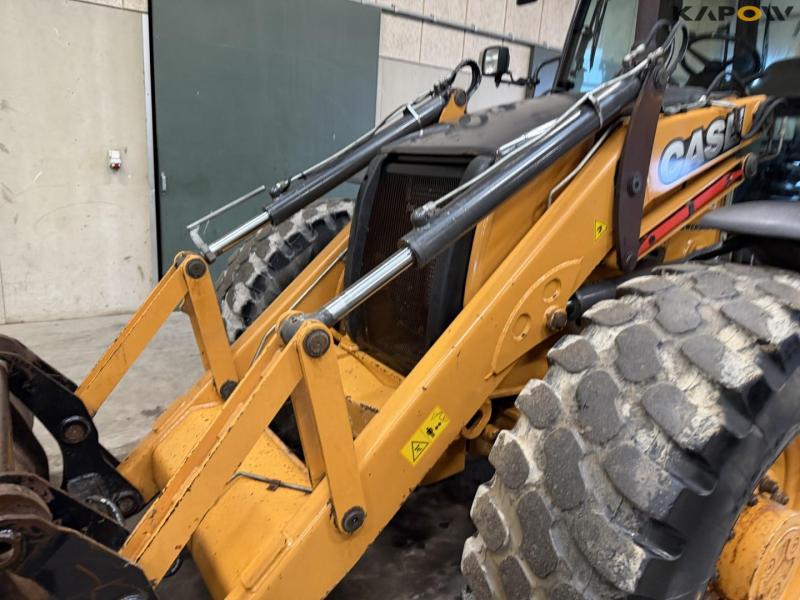 Case 695ST backhoe loader 8