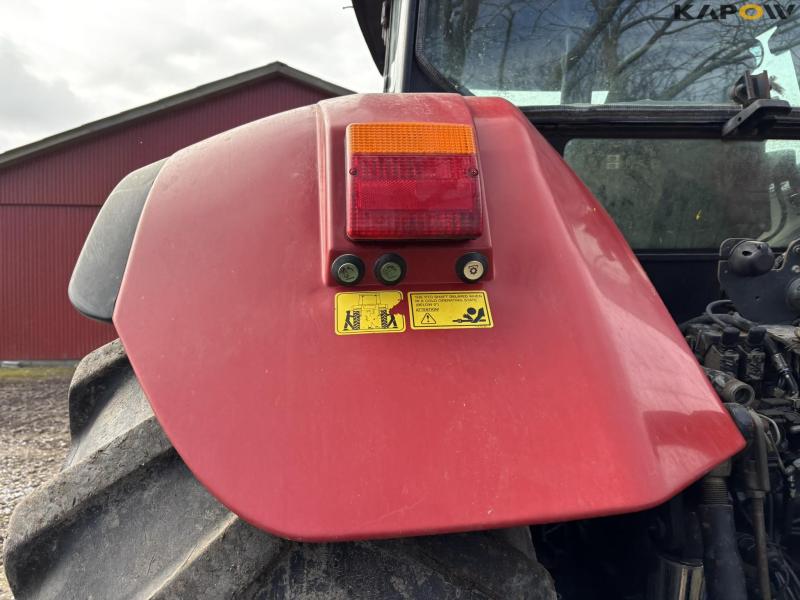 Case CVX 1155 4 WD tractor with front loader 41