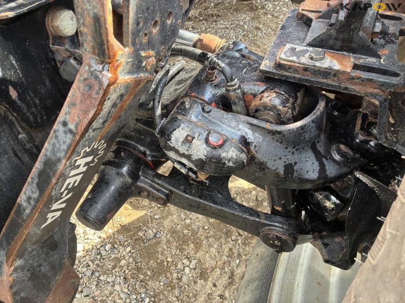 Case CVX 170 tractor with front loader 19
