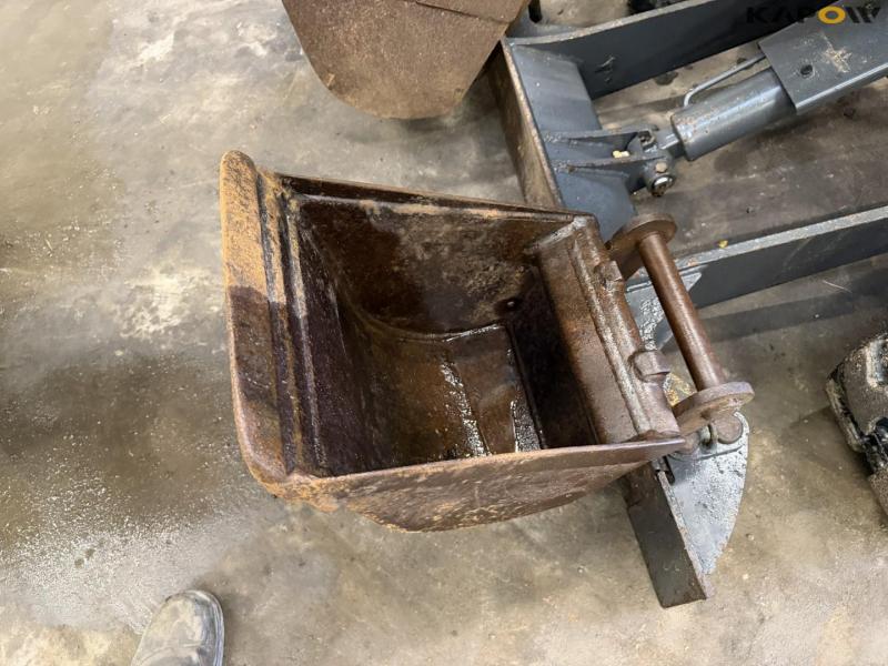 Case CX18C mini excavator 42