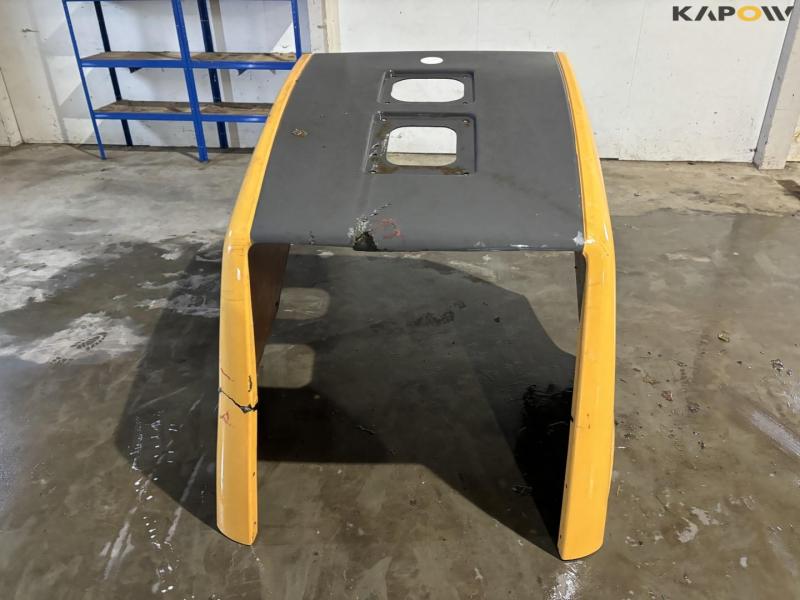 Case wheel loader tailgate 2