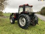 Case IH 1056 XL tractor with front loader 4