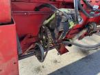 Case IH 825 header with side knife 17