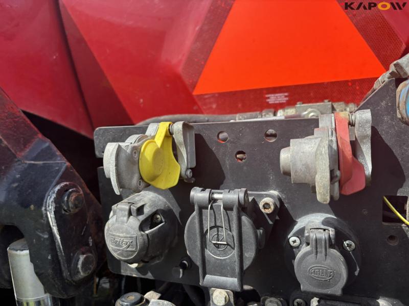 Case Magnum 340 CVX tractor 35