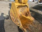 Caterpillar 320D2 excavator 44