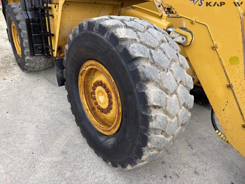 Caterpillar 938H Wheel Loader 68