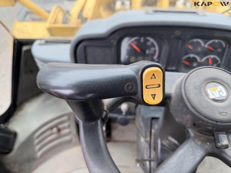 Caterpillar 950H wheel loader 32