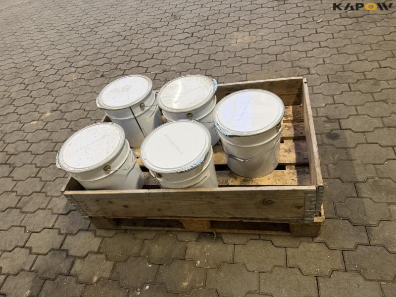 Caterpillar yellow paint 6