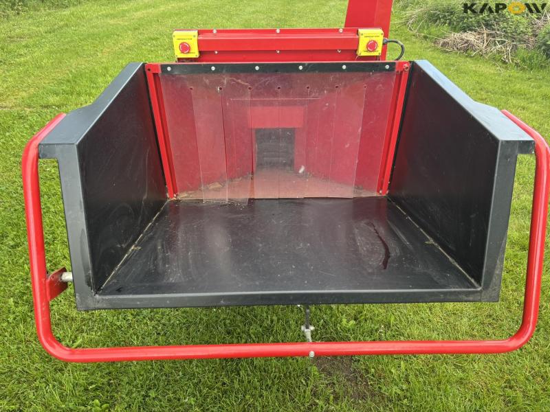 Ceccato Trimmonc Mega Monster chipper PTO towed 31