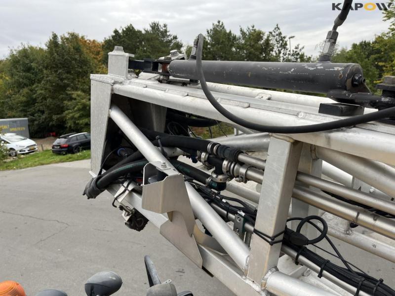 Challenger RG655 self-propelled sprayer 45