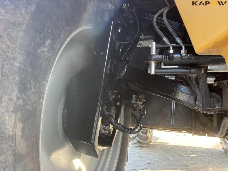 Challenger RoGator RG635C sprayer 35