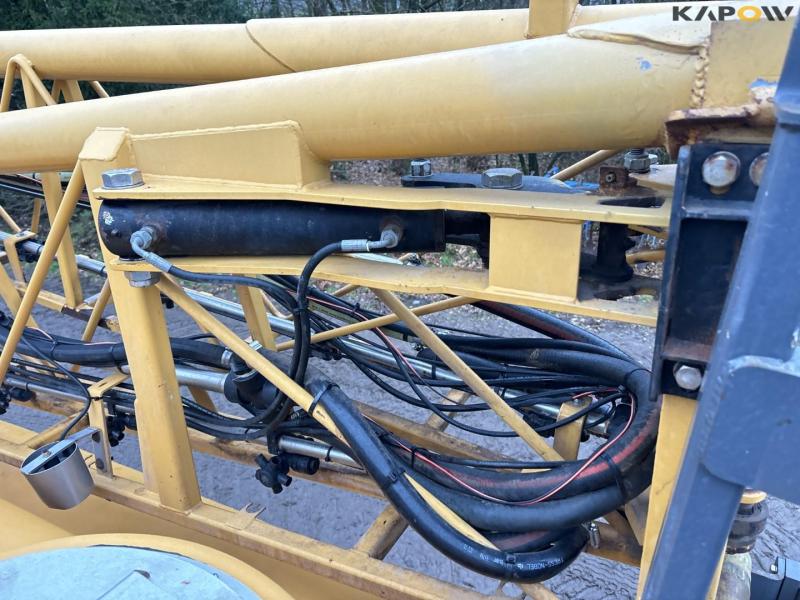 Challenger Rogator RG 655 self-propelled sprayer 44