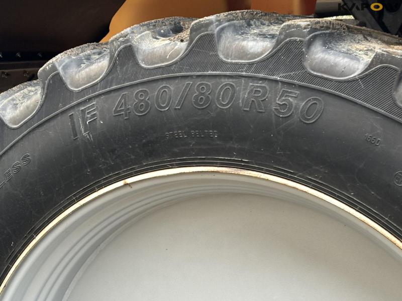 Challenger Rogator sprayer 65