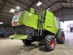 Claas 670 combine with V900 30ft header 5