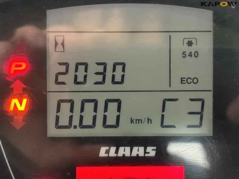 Claas Axion 850 tractor 71