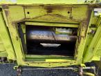 Claas Direct Disc 520 header with trailer 26