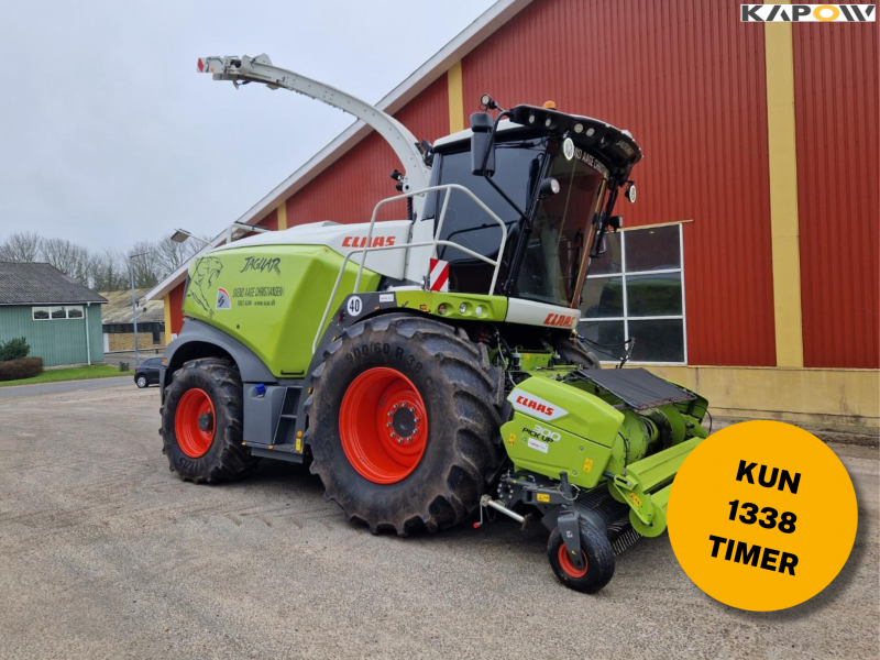 Claas Jaguar 950 forage harvester with pick up 300 1