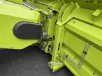 Claas lexion 760 combine harvester with 31 foot header 18