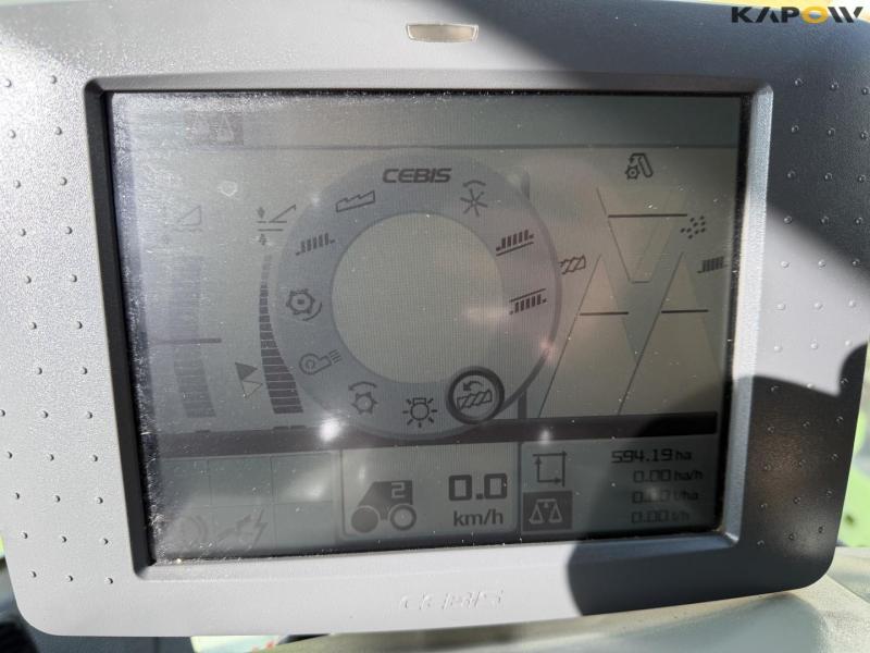 Claas Lexion 770 combine harvester 70