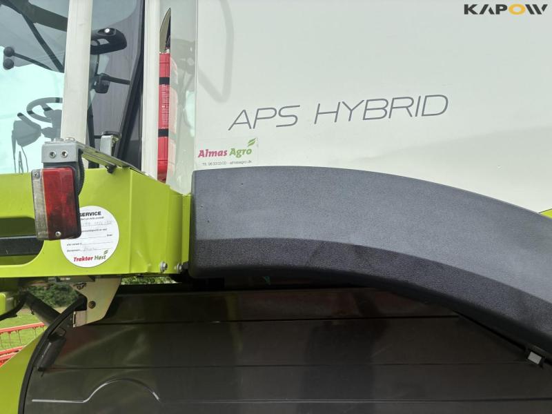 Claas lexion 780 TT combine harvester 31