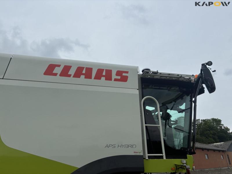 Claas lexion 780 TT combine harvester 69