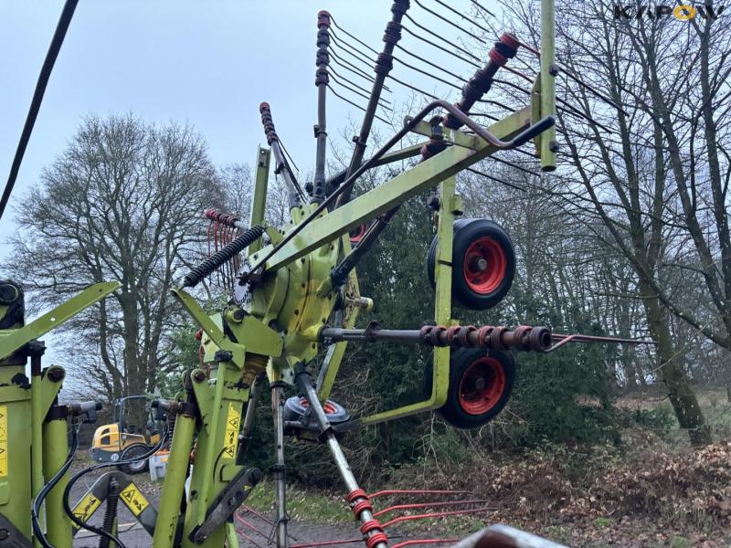 Claas liner 3000 rake 32