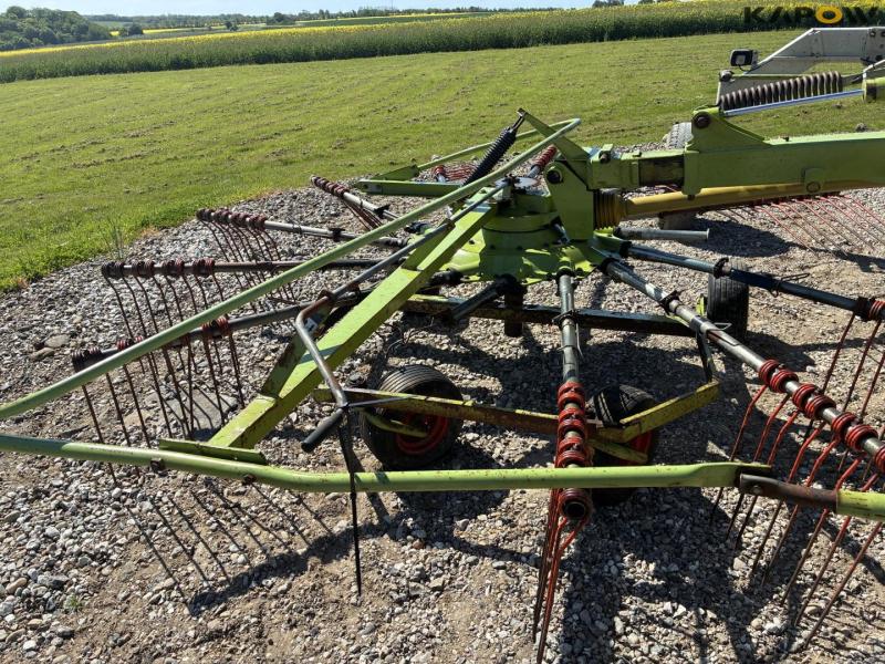 Claas liner 880 profile rake 12