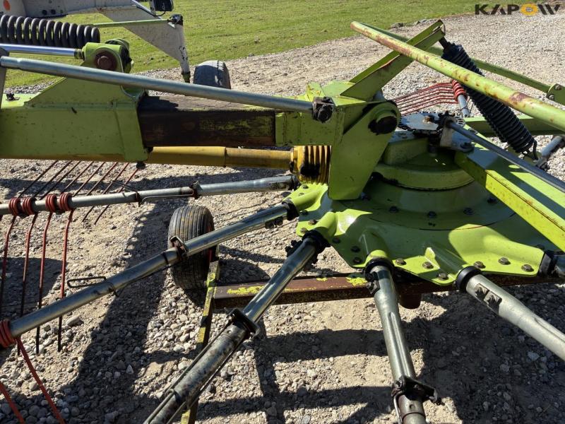 Claas liner 880 profile rake 31