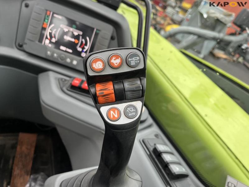 Claas scorpion 746 telescopic loader 34