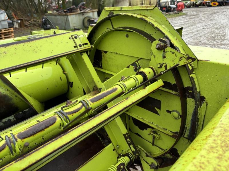Claas header 38