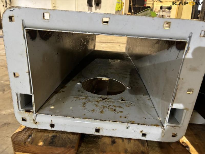 Claas spout extension for chopper 11