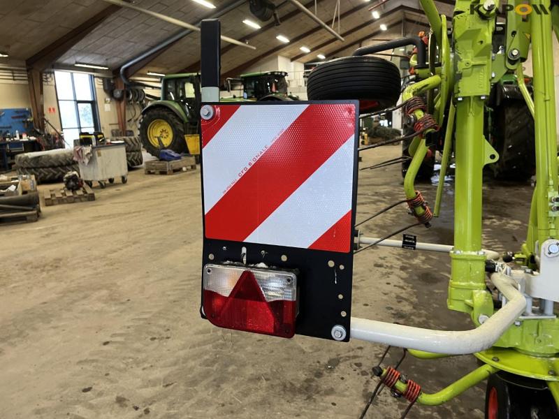 Claas Volto 900 rake 23