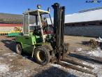 Clark 5 ton forklift 3