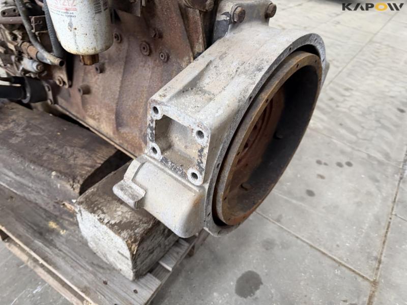 Cummins C10 engine 16