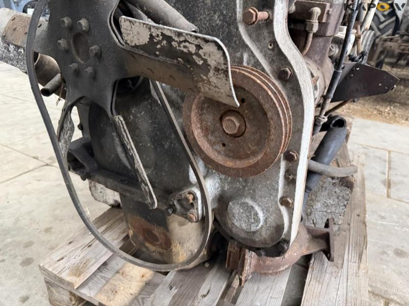 Cummins C10 engine 33