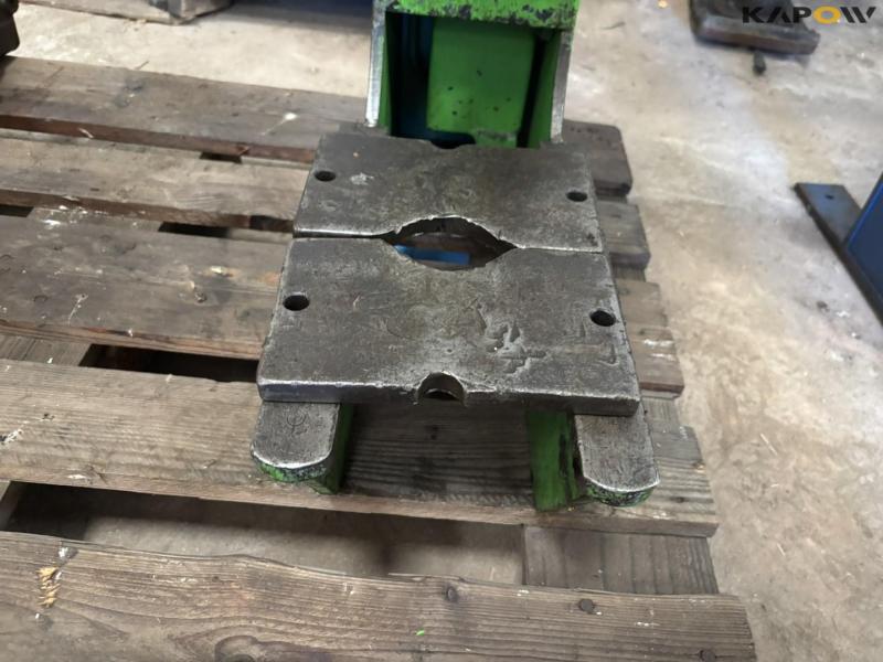 Compac DC 6 presses 7