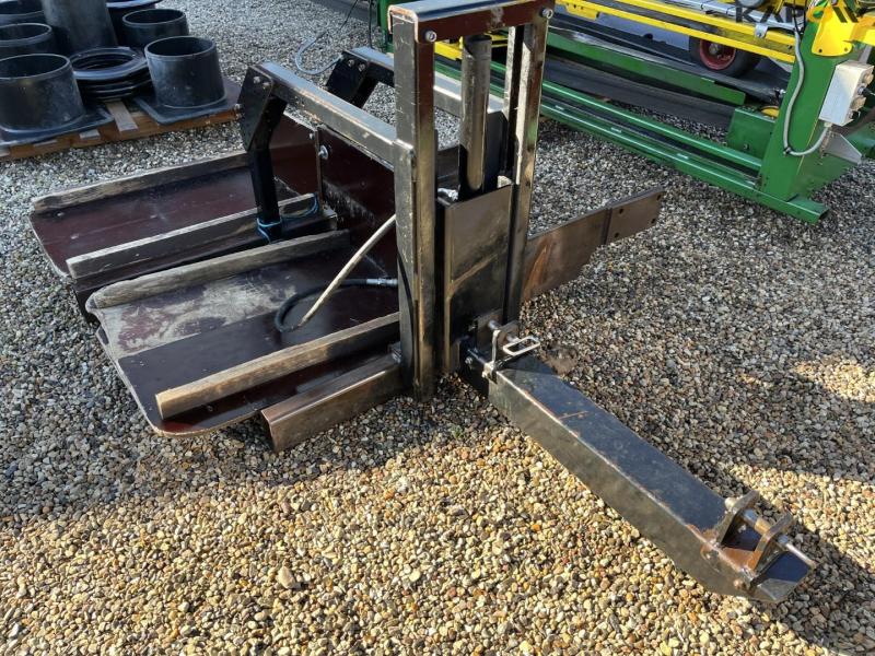 Compactree T-1500S with NETOP netting machine 40