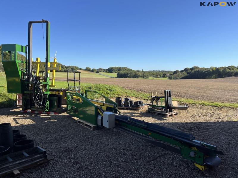 Compactree T-1500S with NETOP netting machine 4