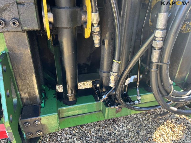 Compactree T-1500S with NETOP netting machine 7