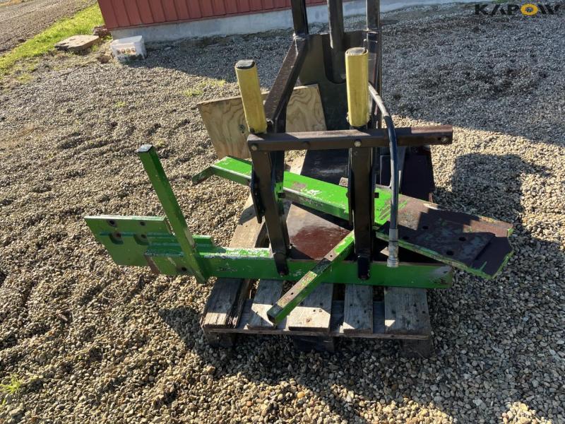 Compactree T-1500S with NETOP netting machine 39