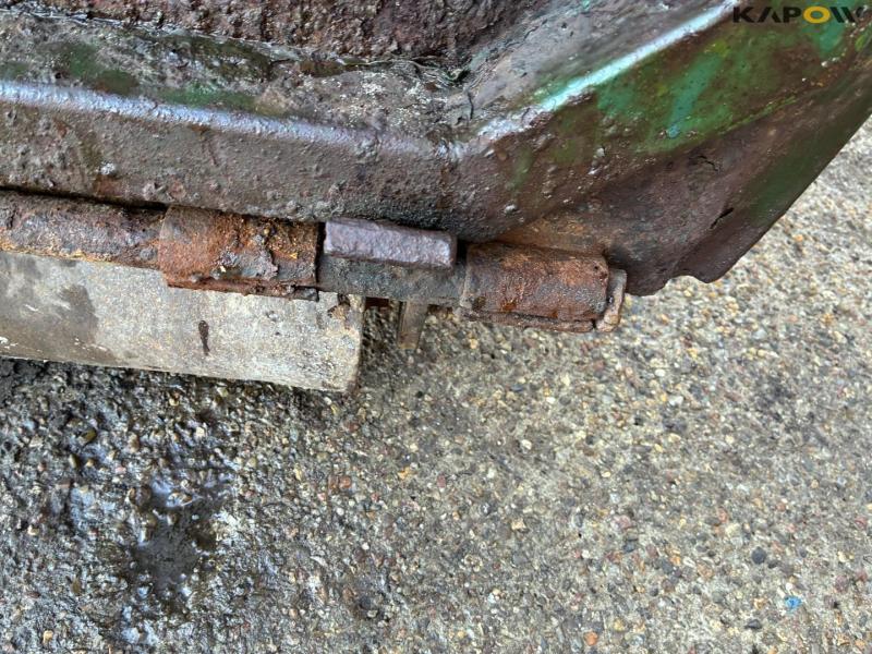 Container box with tarpaulin 17