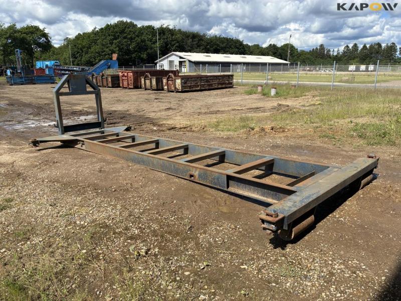 Container flatbed for hook and wire 5