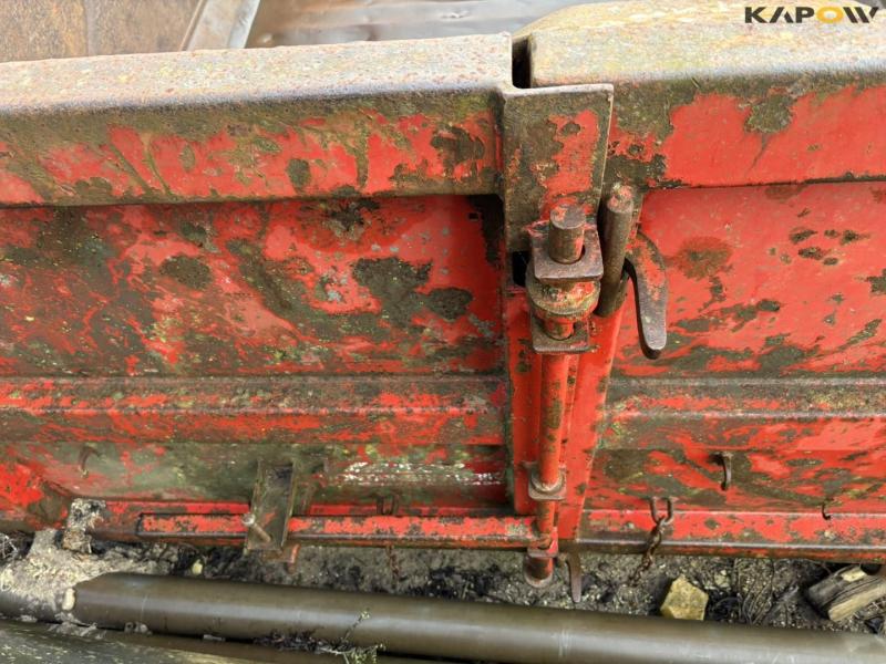 Container with hook lift 22