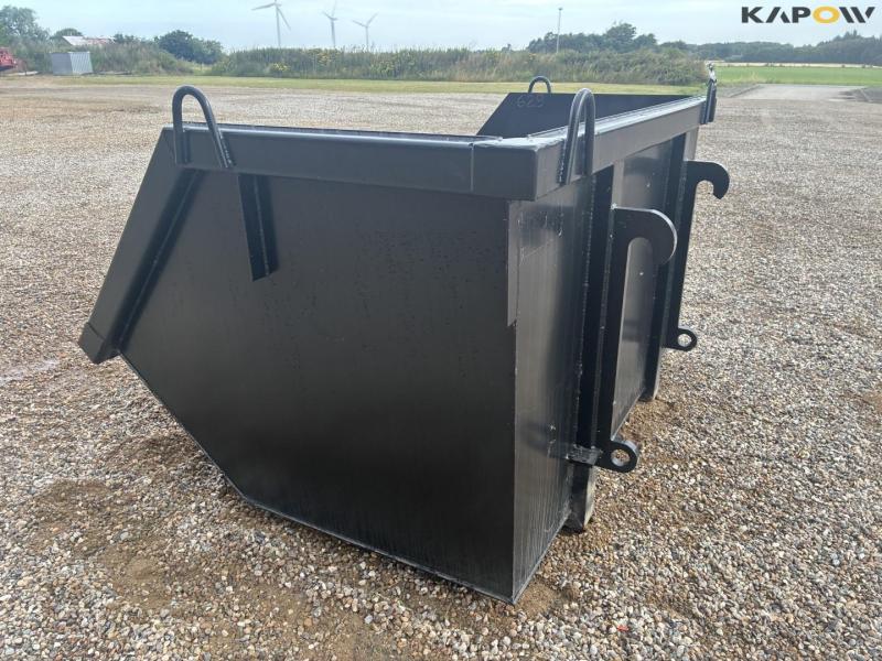 Quick change container 4