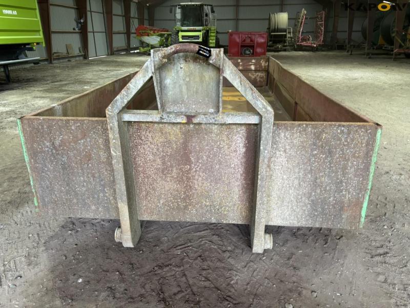 Container for hook and wire 2