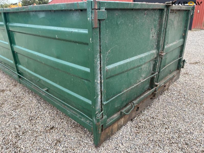 Container for hook and wire 21