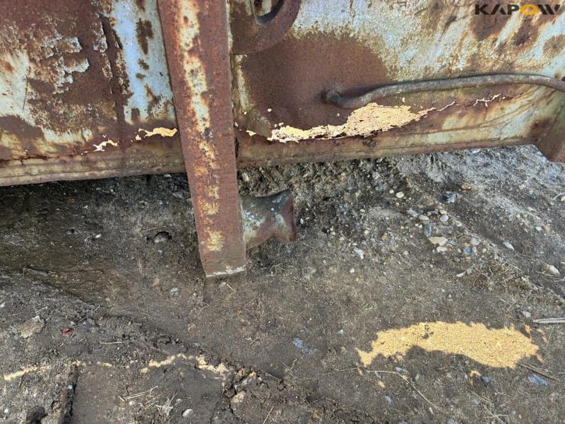 Container for hook and wire 8
