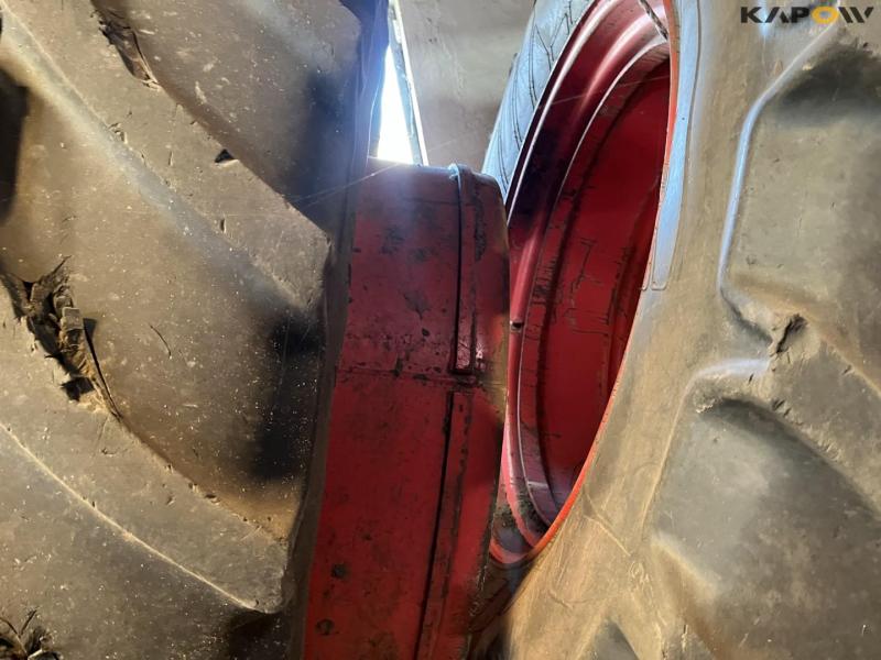 Continental 650/65-R42 twin wheels 7