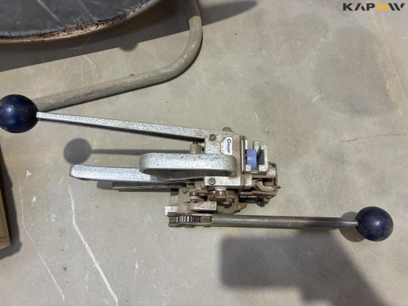 Cyklop steel strapping clamp and trolley 11