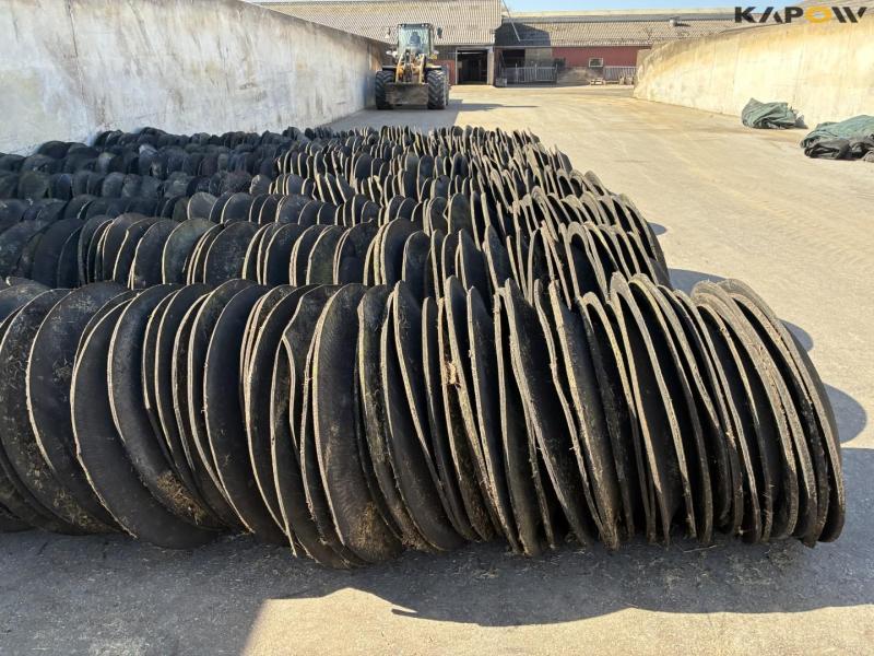 Cover sides for silo cover 8